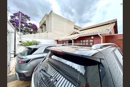 Casa à venda com 222m², 3 quartos e 4 vagasGaragem