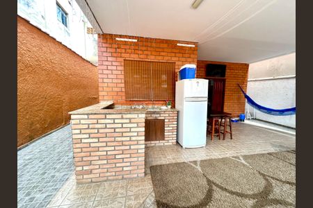 Casa à venda com 222m², 3 quartos e 4 vagasQuintal / Churrasqueira 
