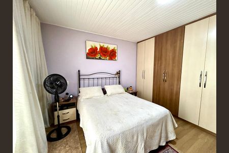 Casa à venda com 222m², 3 quartos e 4 vagasQuarto Suíte