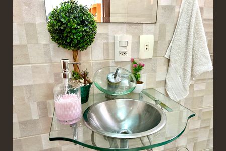 Casa à venda com 222m², 3 quartos e 4 vagasLavabo 1