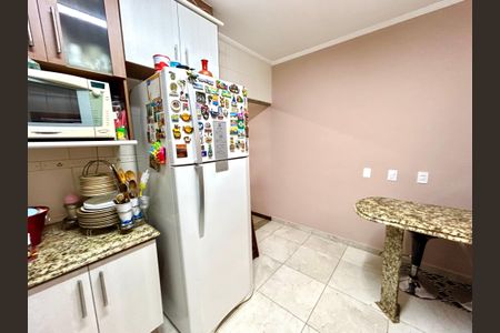 Casa à venda com 222m², 3 quartos e 4 vagasCozinha