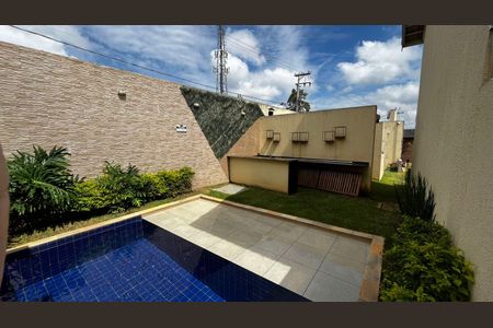 Casa de condomínio para alugar com 56m², 2 quartos e 2 vagas Casa de condomínio para alugar com 56m², 2 quartos e 2 vagasÁrea externa