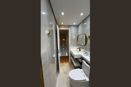 Casa de condomínio para alugar com 56m², 2 quartos e 2 vagas Casa de condomínio para alugar com 56m², 2 quartos e 2 vagasBanheiro