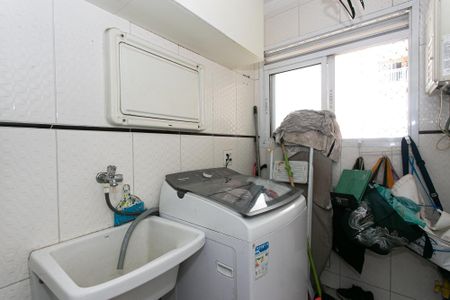 Apartamento à venda com 76m², 3 quartos e 2 vagas Apartamento à venda com 76m², 3 quartos e 2 vagasÁrea de Serviço