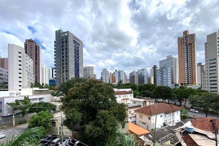 Apartamento para alugar com 95m², 3 quartos e 2 vagas Apartamento para alugar com 95m², 3 quartos e 2 vagasVista do Quarto 3