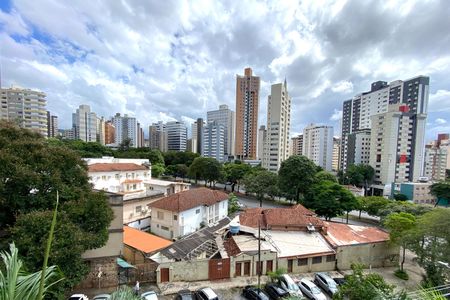 Apartamento para alugar com 95m², 3 quartos e 2 vagas Apartamento para alugar com 95m², 3 quartos e 2 vagasVista da Suite 1