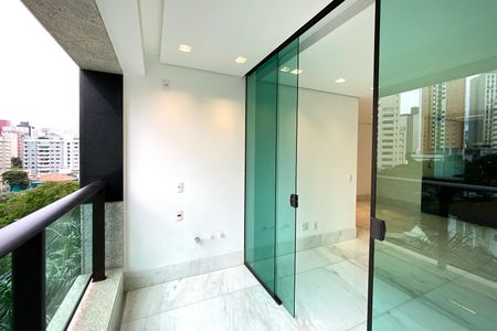 Varanda da Sala de apartamento para alugar com 3 quartos, 95m² em Funcionários, Belo Horizonte