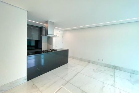 Sala de apartamento para alugar com 3 quartos, 95m² em Funcionários, Belo Horizonte