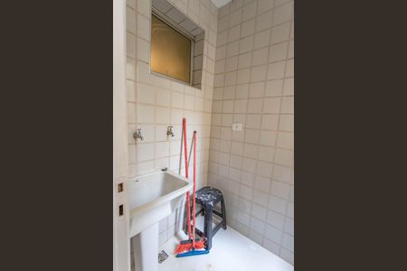 Apartamento para alugar com 71m², 2 quartos e 1 vagaÁrea de serviço 