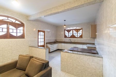 Casa para alugar com 200m², 4 quartos e 1 vagaCozinha e Área de Serviço