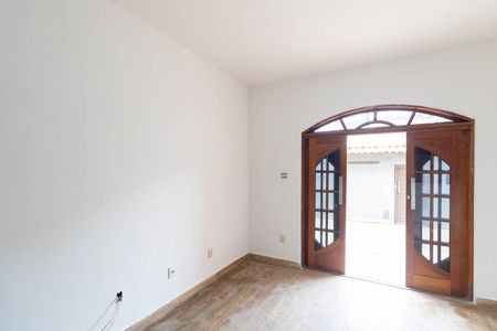 Casa para alugar com 200m², 4 quartos e 1 vagaSala
