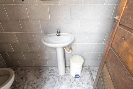 Casa para alugar com 200m², 4 quartos e 1 vagaBanheiro de serviço