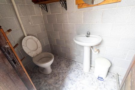 Casa para alugar com 200m², 4 quartos e 1 vagaBanheiro de serviço