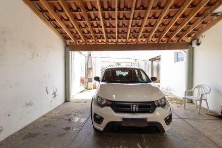 Casa à venda com 140m², 3 quartos e 3 vagas Casa à venda com 140m², 3 quartos e 3 vagasGaragem