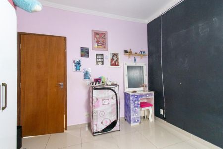 Casa à venda com 140m², 3 quartos e 3 vagas Casa à venda com 140m², 3 quartos e 3 vagasQuarto 2