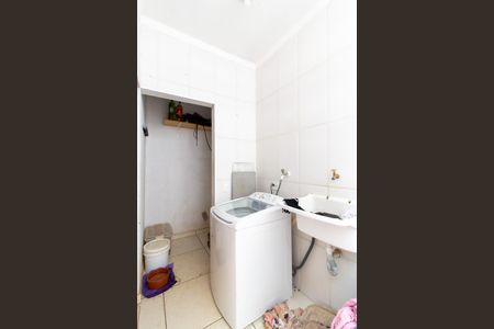 Casa à venda com 140m², 3 quartos e 3 vagas Casa à venda com 140m², 3 quartos e 3 vagasÁrea de Serviço