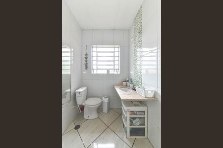 Casa à venda com 150m², 3 quartos e 2 vagasBanheiro Social