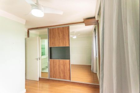Apartamento à venda com 75m², 3 quartos e 2 vagasSuíte