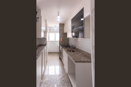 Apartamento à venda com 75m², 3 quartos e 2 vagasCozinha