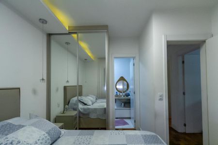 Apartamento à venda com 74m², 3 quartos e 2 vagasSuíte