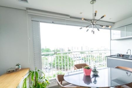 Apartamento à venda com 74m², 3 quartos e 2 vagasVista da Cozinha e Área de Serviço