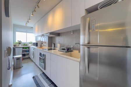 Apartamento à venda com 54m², 2 quartos e 1 vagaCozinha e área de serviço 