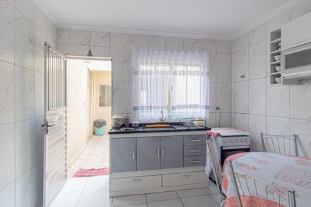 Casa para alugar com 300m², 2 quartos e 1 vaga Casa para alugar com 300m², 2 quartos e 1 vagaCozinha