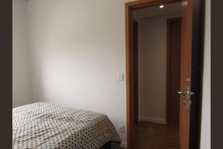 Apartamento à venda com 75m², 3 quartos e 2 vagasQuarto 1