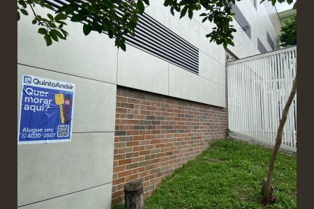 Apartamento à venda com 75m², 3 quartos e 2 vagas Apartamento à venda com 75m², 3 quartos e 2 vagasFachada do Prédio