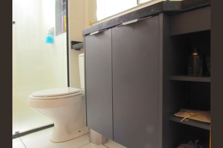 Apartamento à venda com 75m², 3 quartos e 2 vagasBanheiro 2