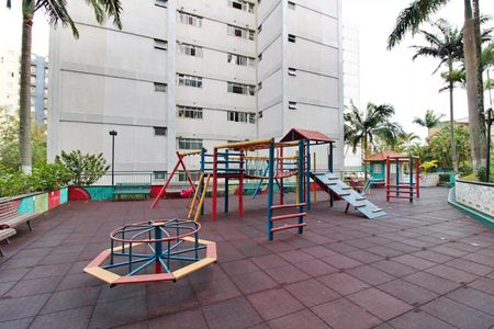 Apartamento à venda com 98m², 2 quartos e 1 vagaÁrea comum - Playground
