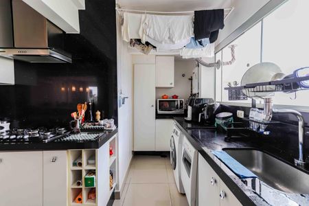 Apartamento à venda com 98m², 2 quartos e 1 vagaCozinha e Área de Serviço