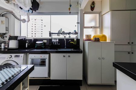 Apartamento à venda com 98m², 2 quartos e 1 vagaCozinha e Área de Serviço