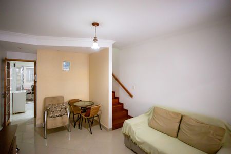 Sala de TV de casa à venda com 2 quartos, 101m² em Vila Clara, São Paulo