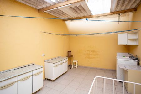 Casa à venda com 101m², 2 quartos e 1 vagaÁrea de Serviço