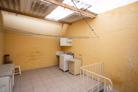 Casa à venda com 101m², 2 quartos e 1 vagaÁrea de Serviço