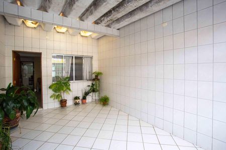 Casa à venda com 101m², 2 quartos e 1 vagaGaragem