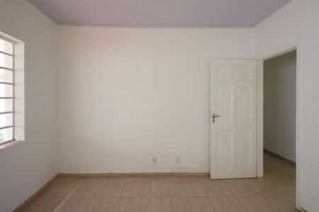 Sala de casa à venda com 2 quartos, 150m² em Sapoema, Diadema