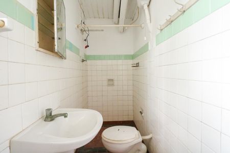 Casa à venda com 150m², 2 quartos e 5 vagasEdicula