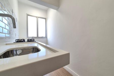 Cozinha  de kitnet/studio à venda com 1 quarto, 43m² em Centro, Campinas