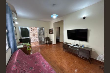 Casa para alugar com 120m², 2 quartos e 1 vagaSala