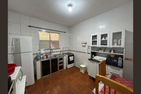 Casa para alugar com 120m², 2 quartos e 1 vagaCozinha