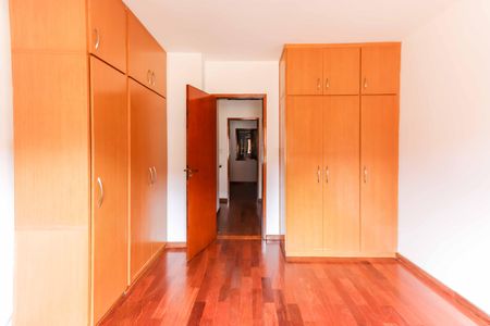 Casa de condomínio à venda com 113m², 2 quartos e 2 vagasQuarto 1