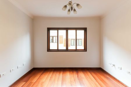 Sala de casa de condomínio à venda com 2 quartos, 113m² em Vila Gomes, São Paulo