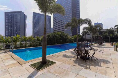 Apartamento para alugar com 157m², 3 quartos e 2 vagasÁrea comum - Piscina