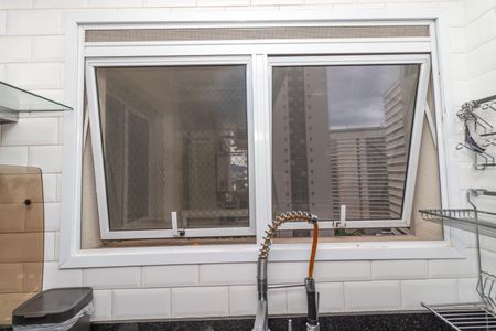 Apartamento para alugar com 157m², 3 quartos e 2 vagasCozinha