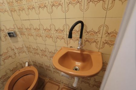 Casa para alugar com 60m², 1 quarto e sem vagaBanheiro