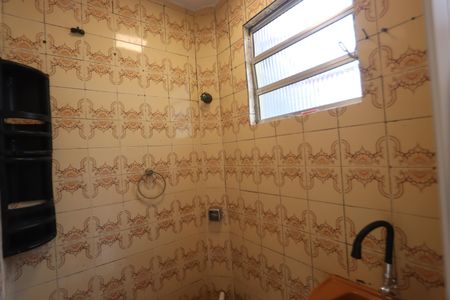 Banheiro de casa para alugar com 1 quarto, 60m² em Vila Prudente, São Paulo