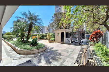 Apartamento para alugar com 141m², 3 quartos e 2 vagas Apartamento para alugar com 141m², 3 quartos e 2 vagasEntrada