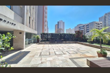 Apartamento para alugar com 141m², 3 quartos e 2 vagas Apartamento para alugar com 141m², 3 quartos e 2 vagasÁrea comum